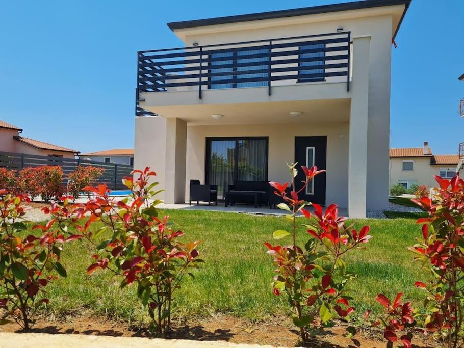 Marcante - Designer, Romantic Pool View *
